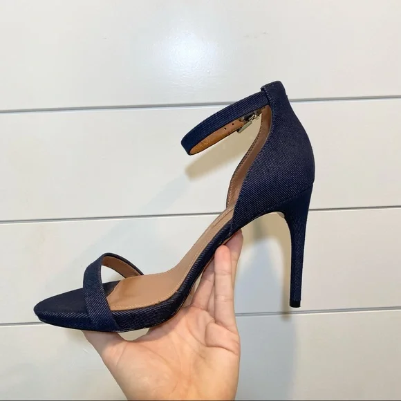 💕3/$50💕NWOT BcbgMaxAzria Denim Strap Heel Size 39 - Picture 11 of 14